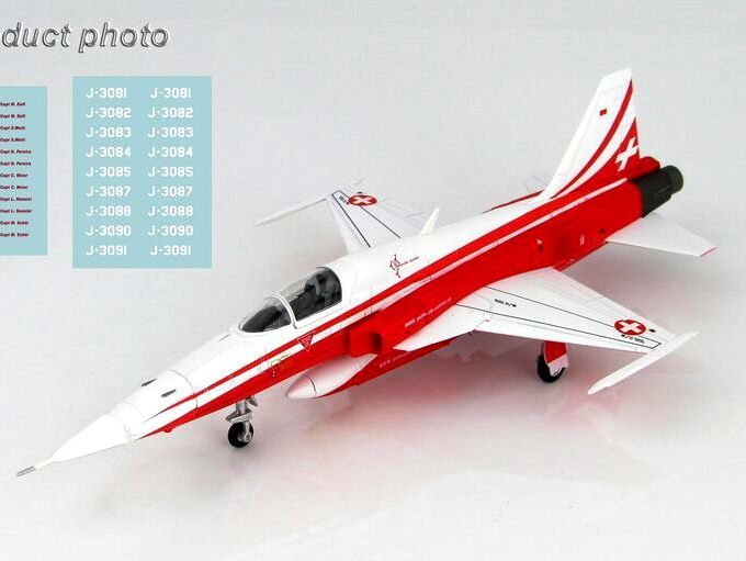 # prompt decision hobby master 1/72[F-5E Tiger 2 Switzerland Air Force Acroba to team [pato Louis yu* Switzerland ]2021 year season ( decal attaching )