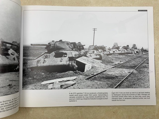 100%品質 洋書 ノンフィクション、教養 CII439 WWⅡ T-34戦場写真集 戦記、ミリタリー