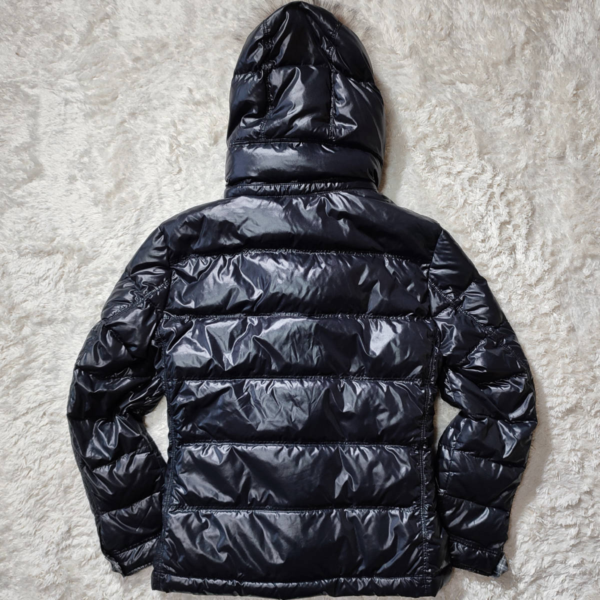 【極美品 希少LL】BURBERRY BLACK LABEL ホワイトグース ダウンジャケット ワッペン ホースロゴ ノバチェック バーバリーブラックレーベル