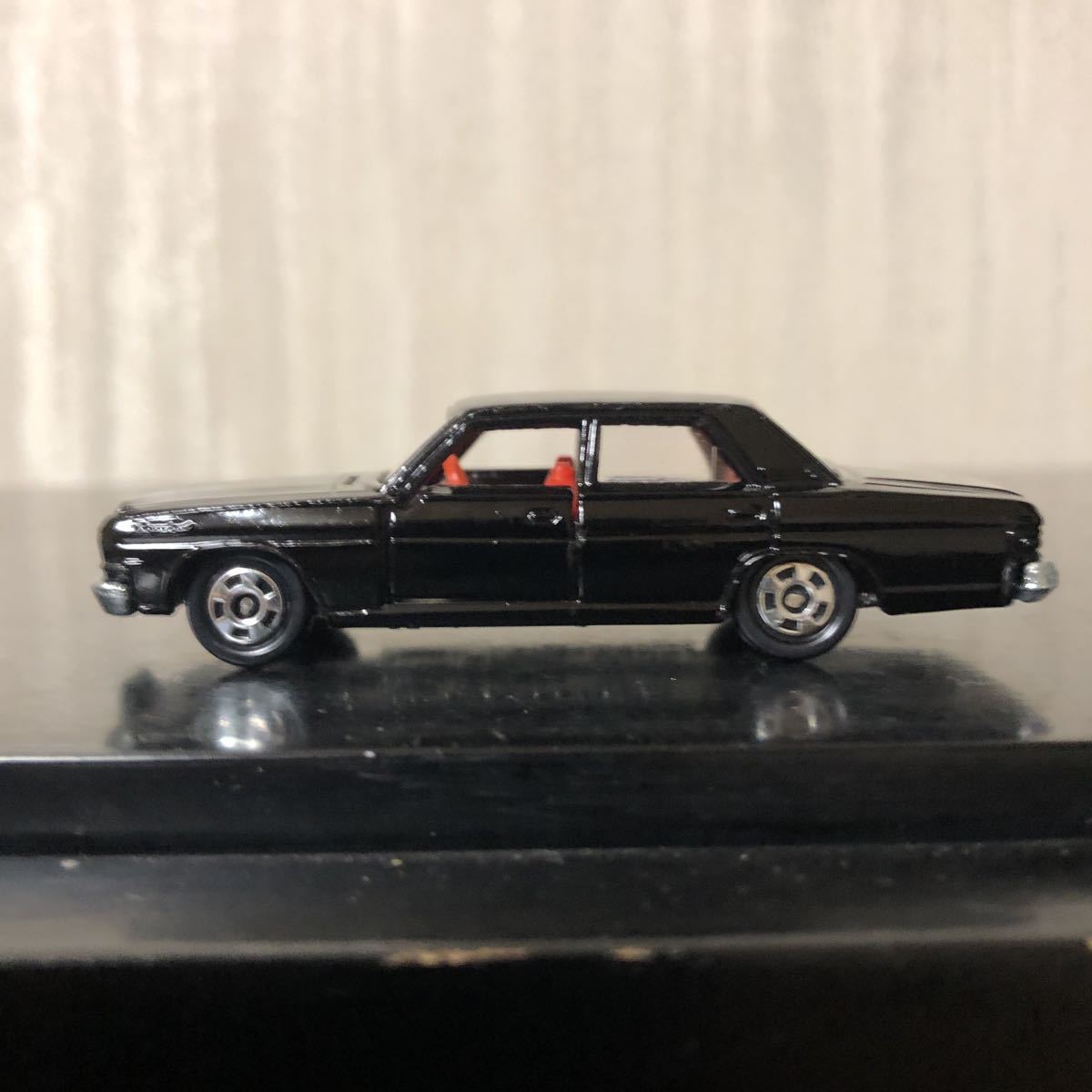 Yahoo!オークション - トミカ 黒箱 日本製 日産 プレジデント Yahoo!オークション - トミカ 黒箱 日本製 日産 プレジデント