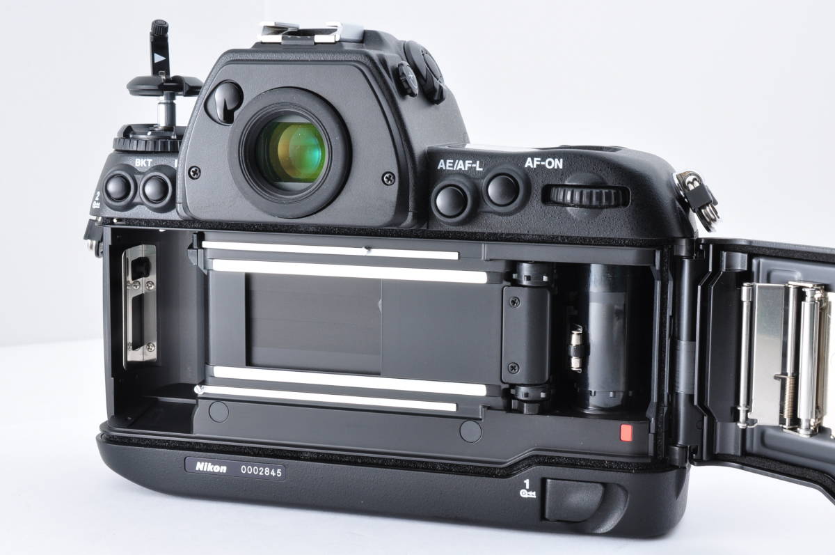 新品同様 #DJ09 Nikon F6 35mm SLR フィルムカメラ 箱付き 超絶美品