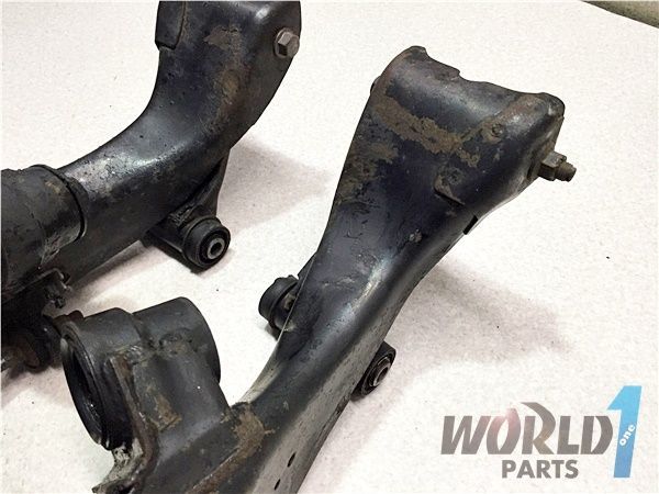 BNR32 スカイライン GT-R 純正 フロント サードリンク 足回り アッパー ...
