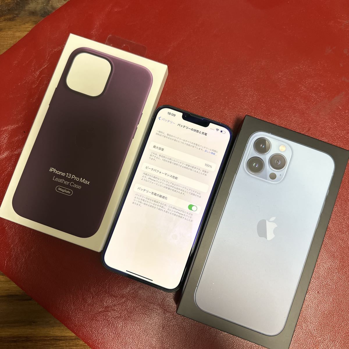 iPhone 13 Pro 256GB SIMフリー 純正ケース付き smk-koperasi.sch.id