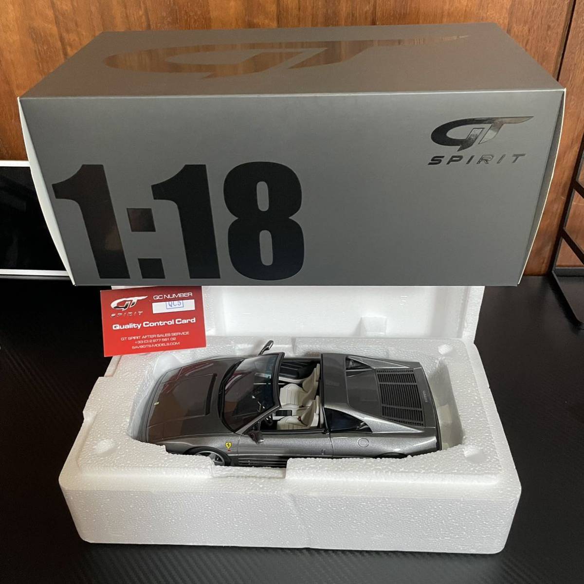 未展示品 GT SPIRIT 1/18 フェラーリ 348 GTS グレー 未展示品 GT SPIRIT 1/18 フェラーリ 348 GTS グレー