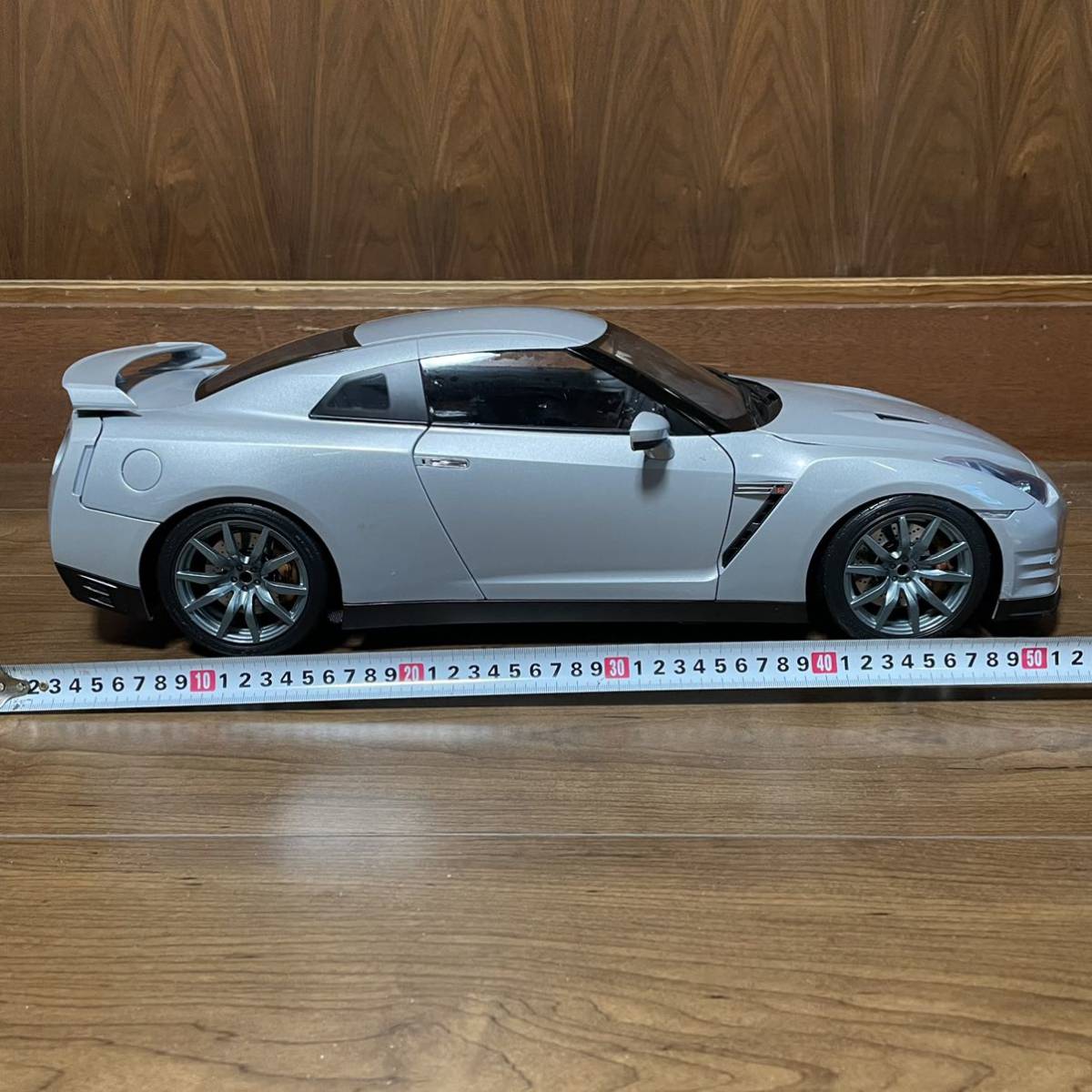 イーグルモス1 8週間 日産R35 GT-R完成品 ディアゴスティーニ 自動車