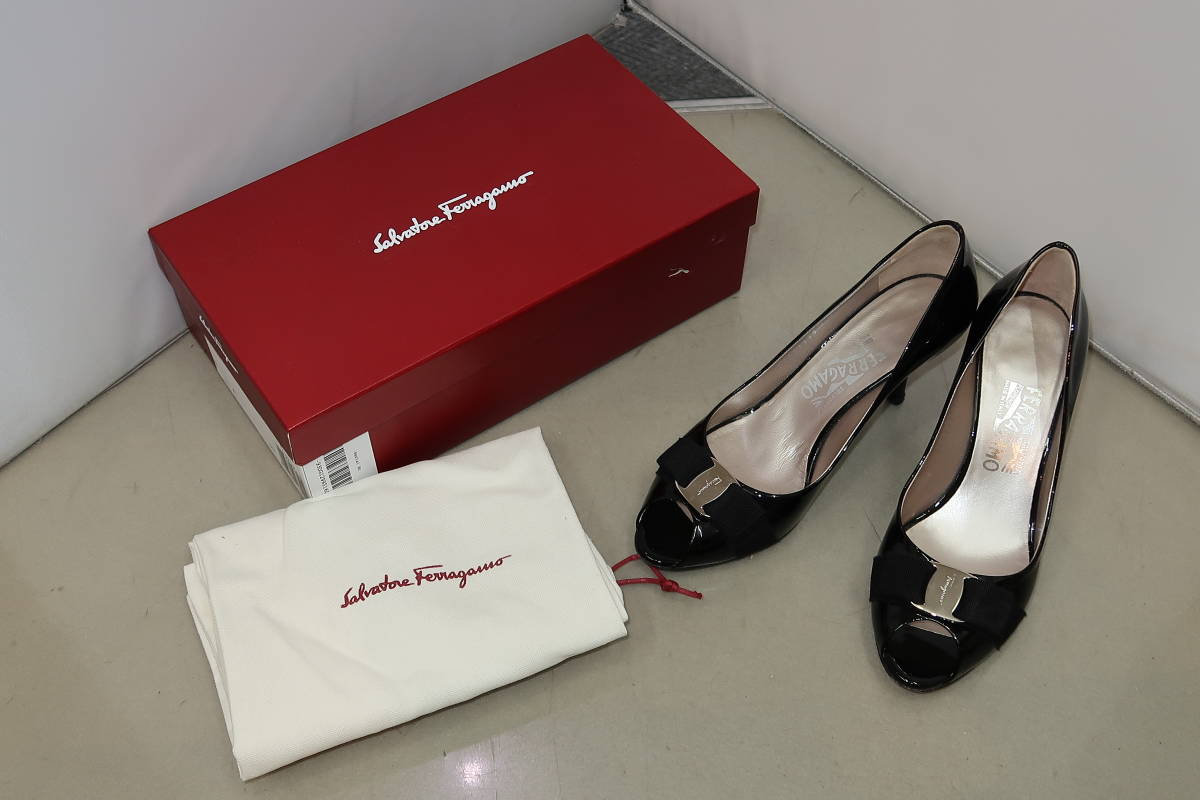 □□サルヴァトーレフェラガモ Salvatore Ferragamo レディース □□サルヴァトーレフェラガモ Salvatore Ferragamo レディース