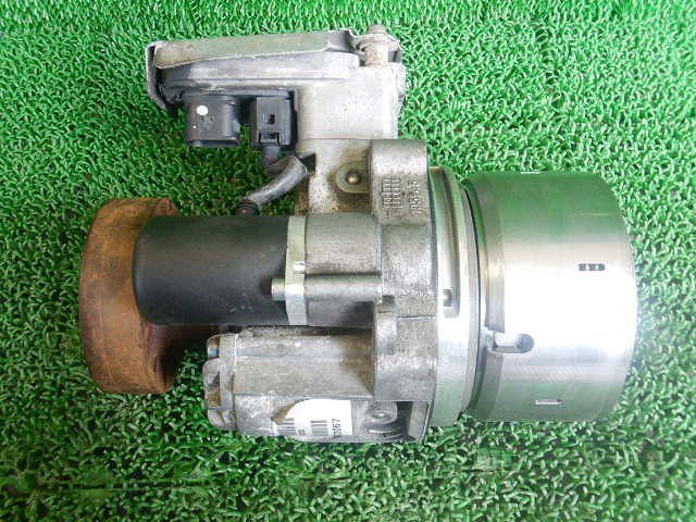 ** Volvo V70 T-6 AWD BB 08 year BB6304TW rear diff clutch / control unit / oil pump p( stock No:A34328) (7002) *