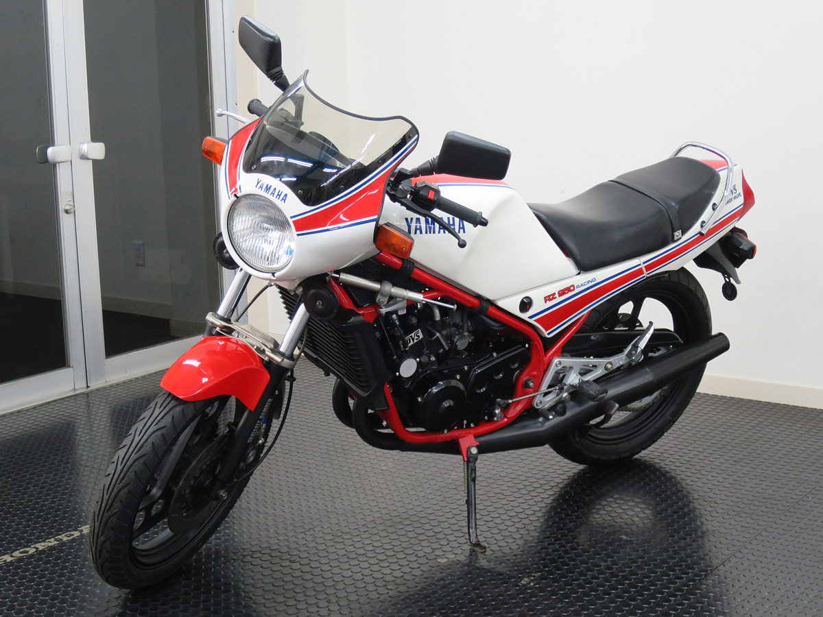 限定セール! RZ250R (B 3MA アッパー・サイドカウルset 破損多数 (51L
