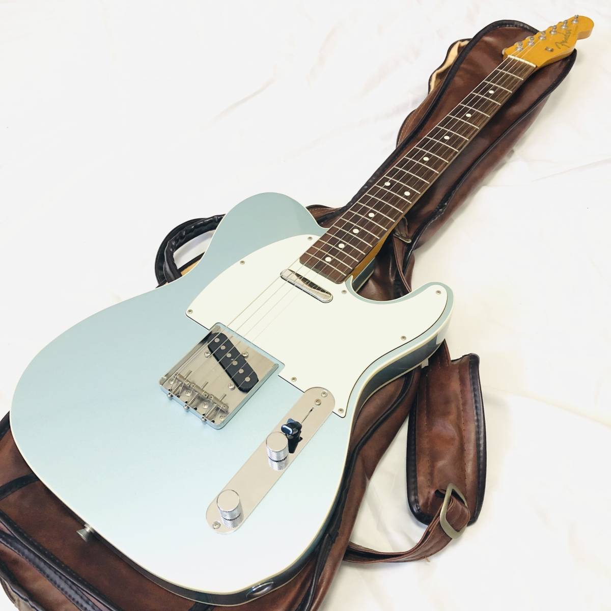 Yahoo!オークション - Fender telecaster custom japan ice blue Yahoo!オークション - Fender telecaster custom japan ice blue