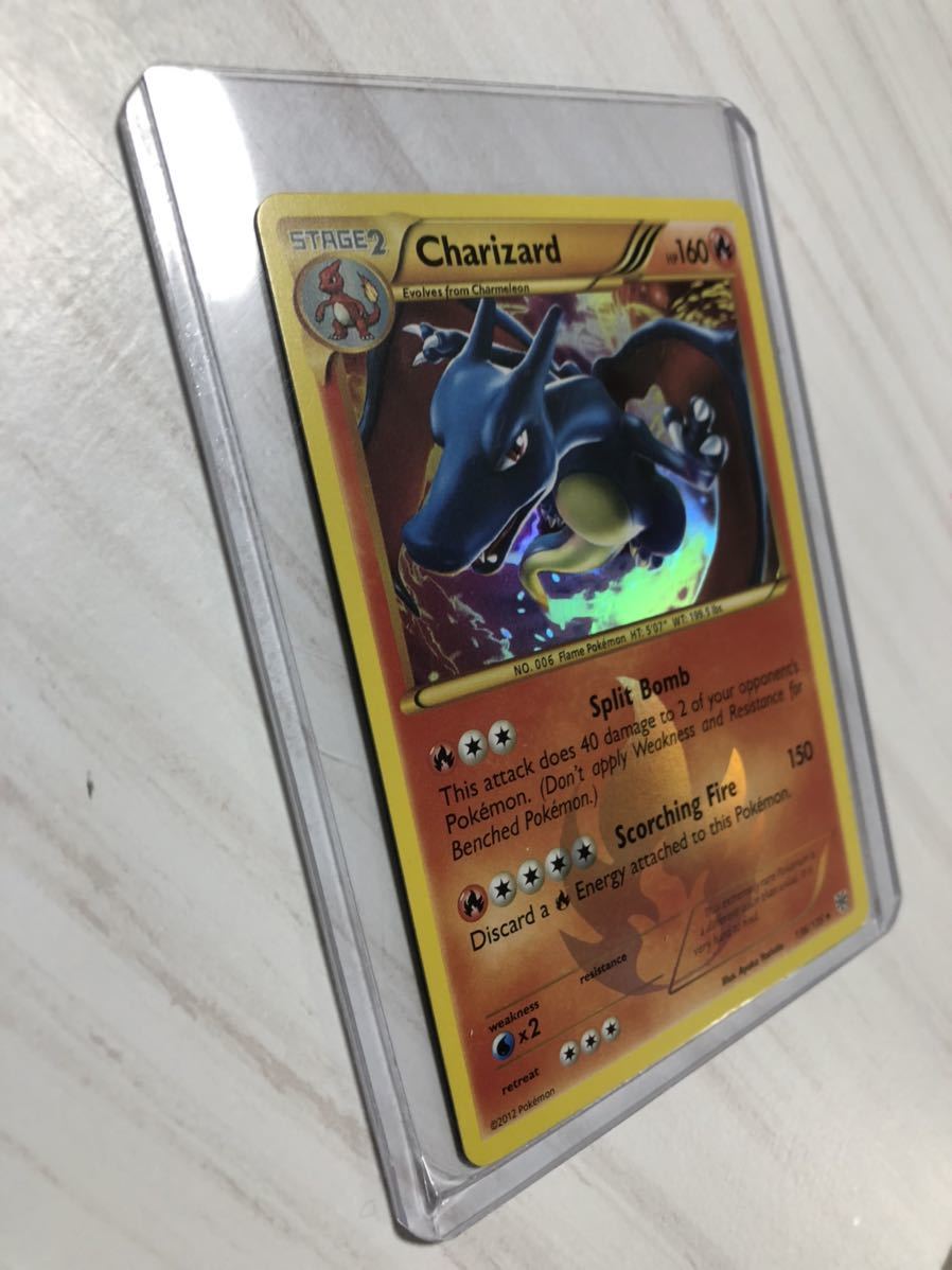 ポケモンカード 美品 海外版 リザードン1ED UR BW7 色違い キラ