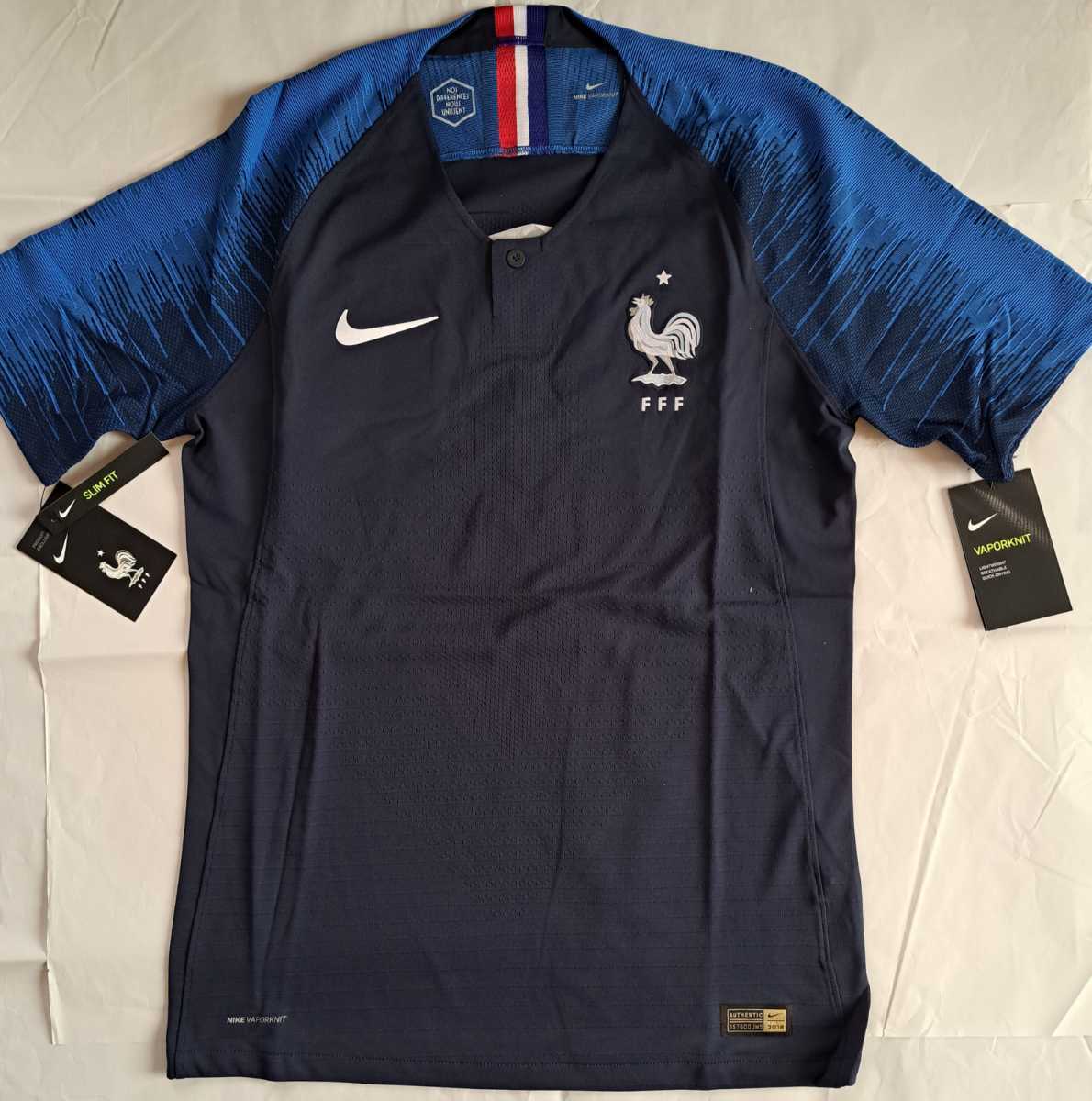 2018W杯フランス代表ゲームシャツ(AUTHENTIC) NIKE VAPOR KNIT 的详细