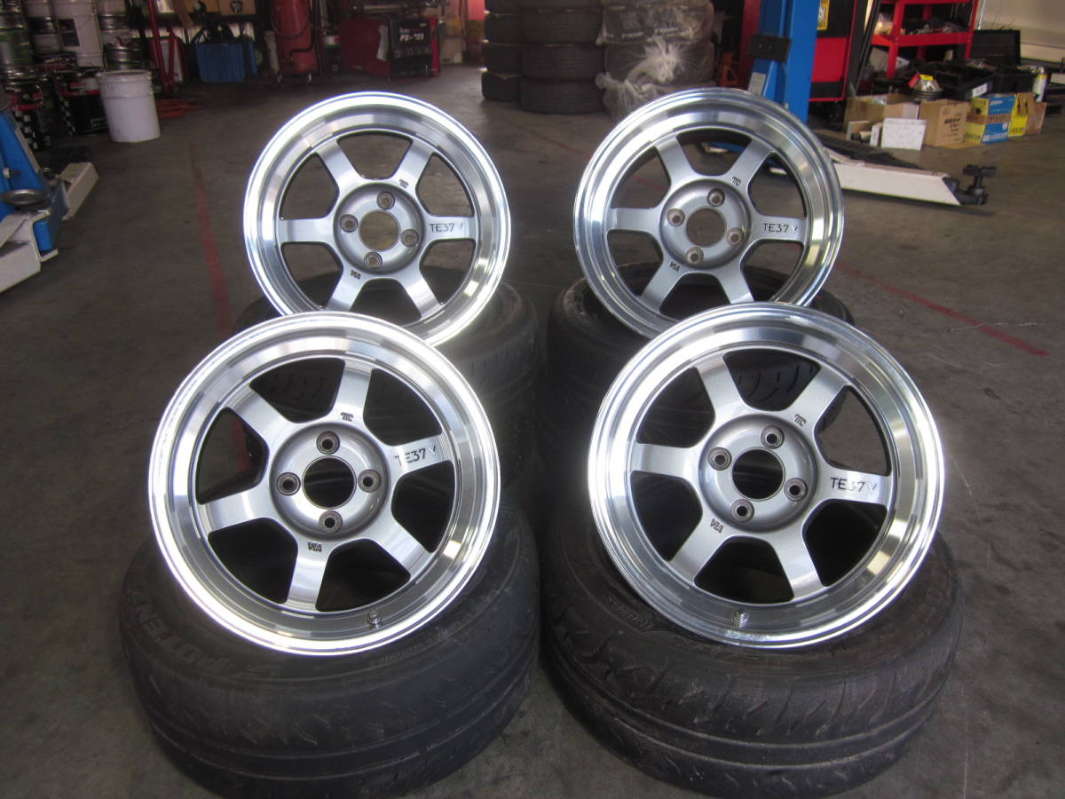 中古 4本 15インチ 7.5J オフセット25 ロードスター PCD100 4穴 ガンメタ