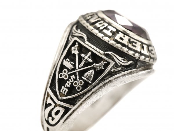 1979 год JOSTENS Vintage серебряный производства кольцо "college ring" . рыцарь фиолетовый p ритм камень кольцо 