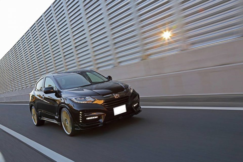 トップライン ヴェゼル RU1 RU2 RU3 RU4 前期 中期 フロントバンパー スポイラー 未塗装 TOP LINE ARNAGE SUV アルナージSUV_画像1