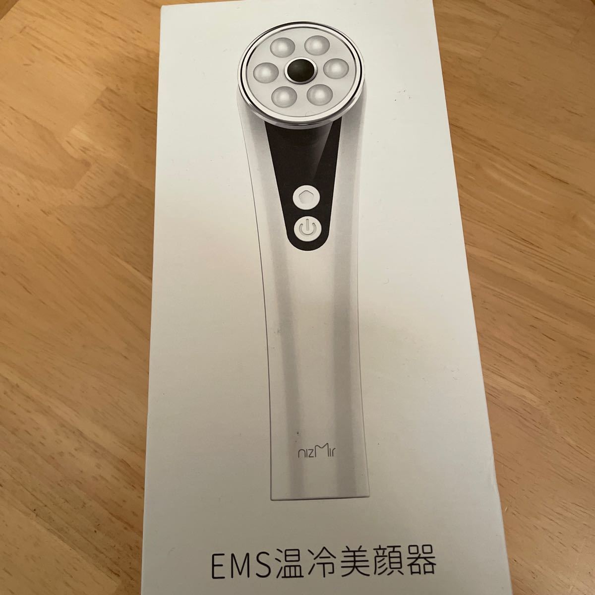 美顔器 EMS温冷美顔器 LED光エステ 肌荒れ くすみ 毛穴ケア ニキビ改善 引締め シワ改善 ディープクリーニング 1台7役