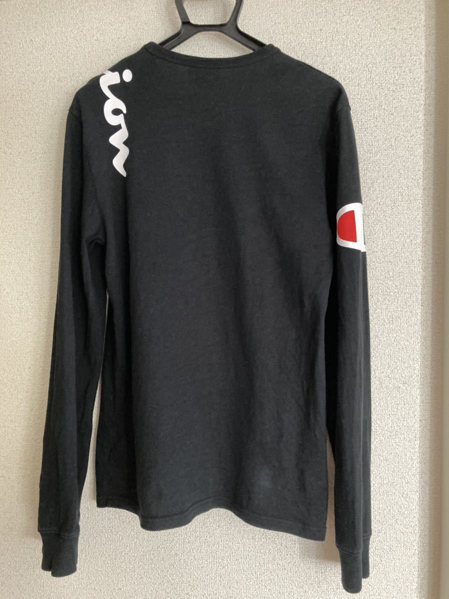 Champion チャンピオン　ロンT 長袖　ブラック　黒Ｔシャツ　メンズサイズSMALL 送料210円_画像4