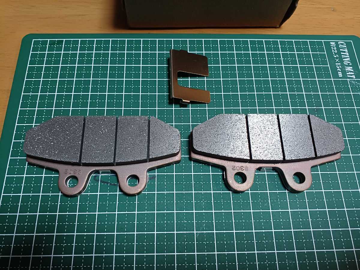 # new goods / prompt decision free shipping # Harley Davidson original rear brake pad M8 Mill War key eito Softail 2018 year on and after 41300197