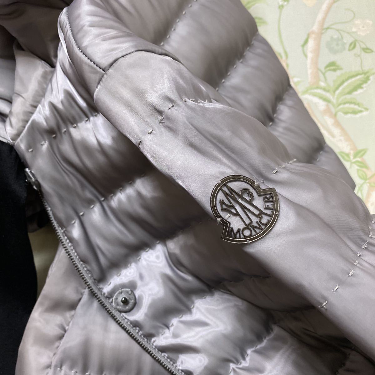 毎回完売 新品 MONCLER モンクレール 【MONCLER】× ガム・ルージュ 第1