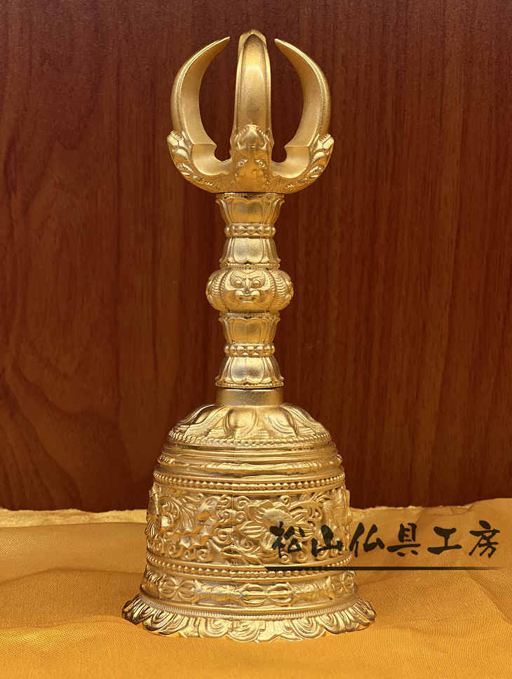 【通販 人気】 一面器 【松山仏具工房出品】密教法具 前具 高さ18.5cm 大々型 消鍍金 五鈷鈴 仏具一般 【通販 人気】 一面器 【松山仏具工房出品】密教法具 前具 高さ18.5cm 大々型 消鍍金 五鈷鈴 仏具一般
