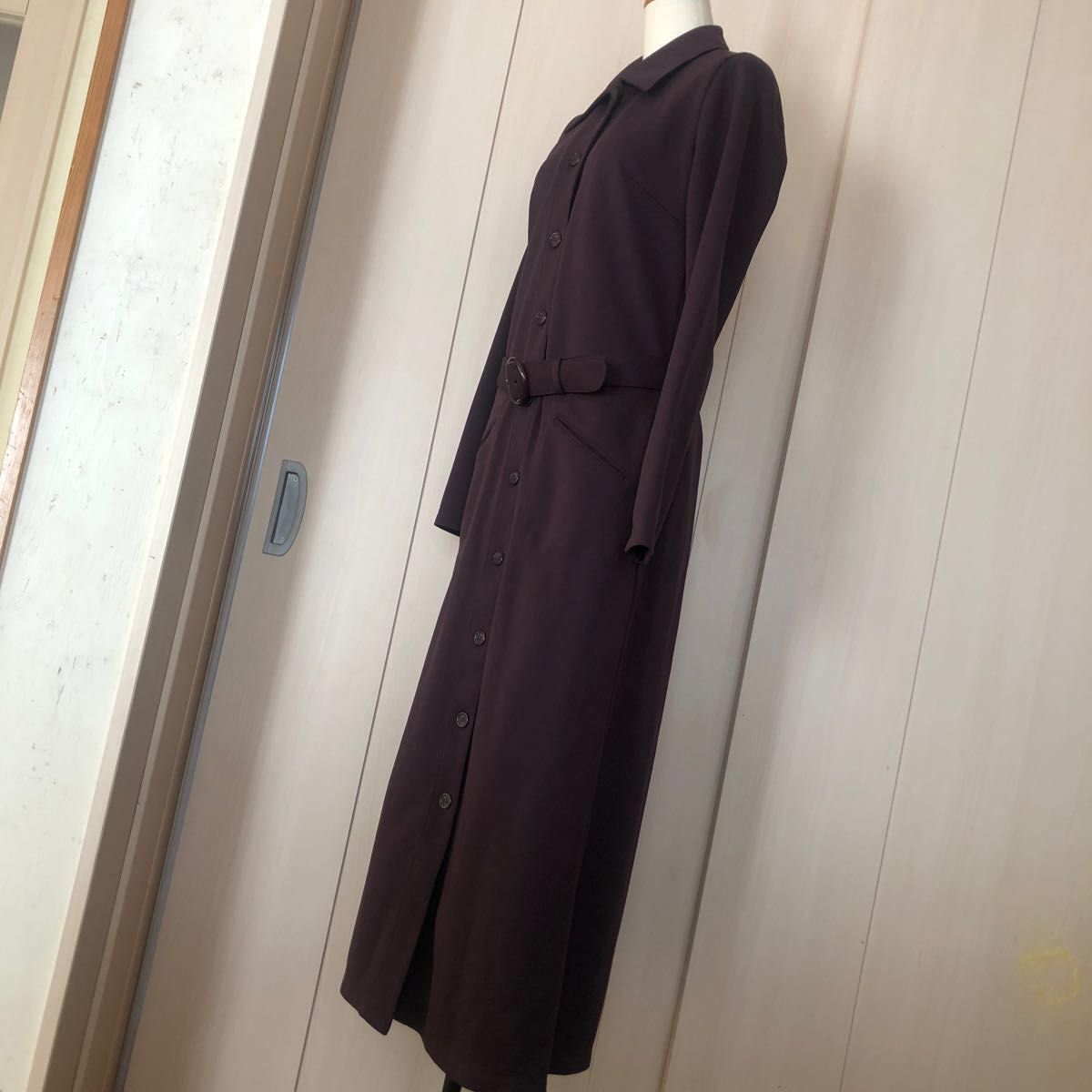 【日本製】ビドンナ　ステンカラー　ロングコート　トモ布ベルト付き　小豆色　紫