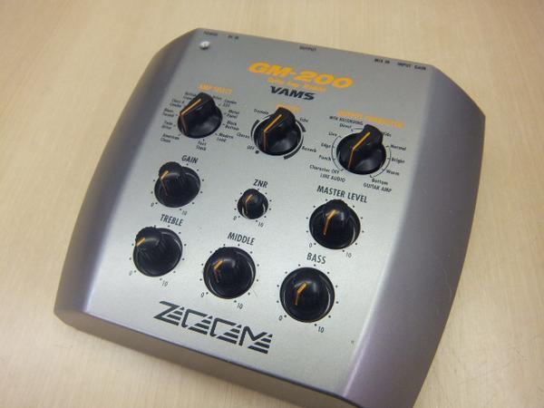 u27638 # ZOOM [GM-200] GuitarAmpModeler работа ok б/у Sapporo #