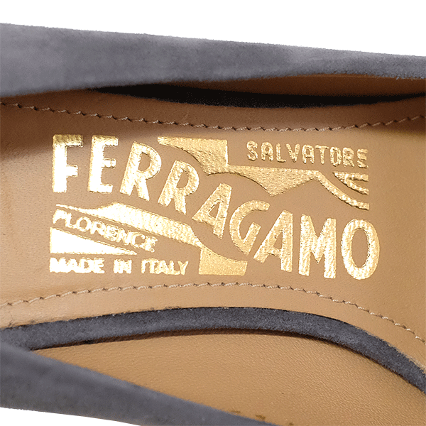 【送料無料】【本物】SalvatoreFerragamo★サルヴァトーレフェラガモ★パンプス★レディース★スウェード★グレー★4 1/2★約22cm★靴★