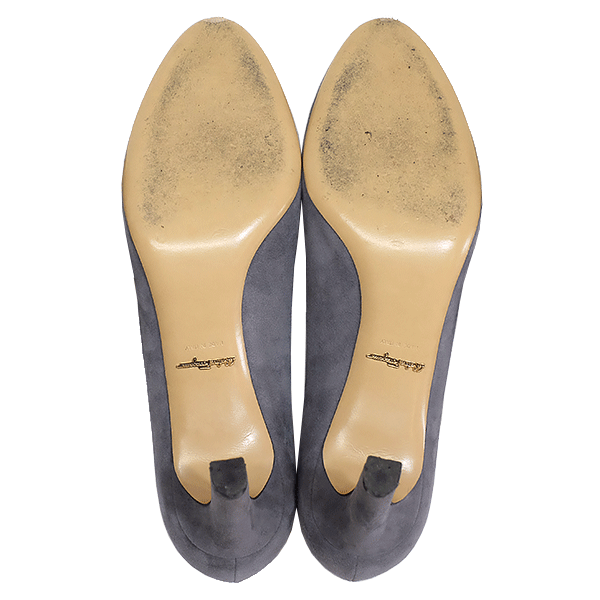 【送料無料】【本物】SalvatoreFerragamo★サルヴァトーレフェラガモ★パンプス★レディース★スウェード★グレー★4 1/2★約22cm★靴★