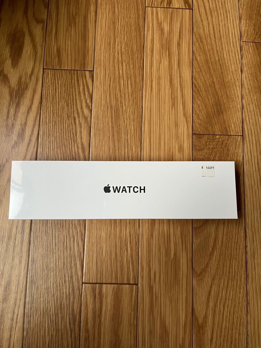 Apple Watch SE GPS 40mm MKNY3J/A A2351 スマートウォッチ