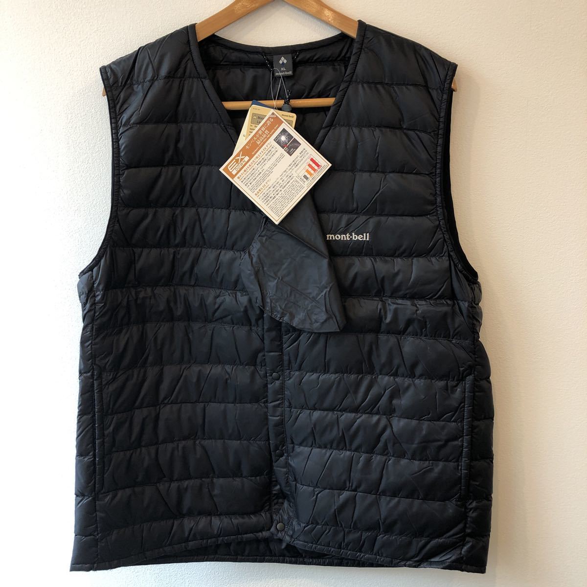 mont-bellモンベル スペリオダウンVネックベスト XL ブラック モンベル スペリオダウンVネックベスト Men's ブラック XLサイズ
