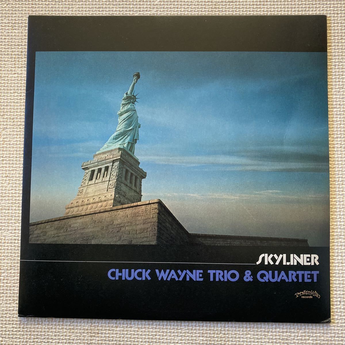 チャック・ウェイン／スカイライナー【SKY LINER／Chuck Wayne Trio & Quartet】Peogressive Records（テイチク／和文解説付）/1976録音_画像1