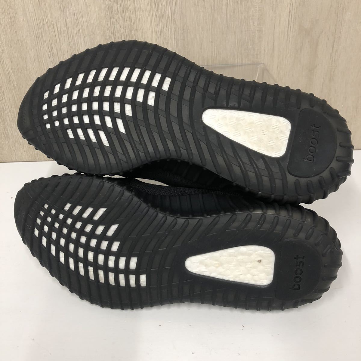 adidasアディダスローカットスニーカー YEEZY BOOST  V2 Onyx