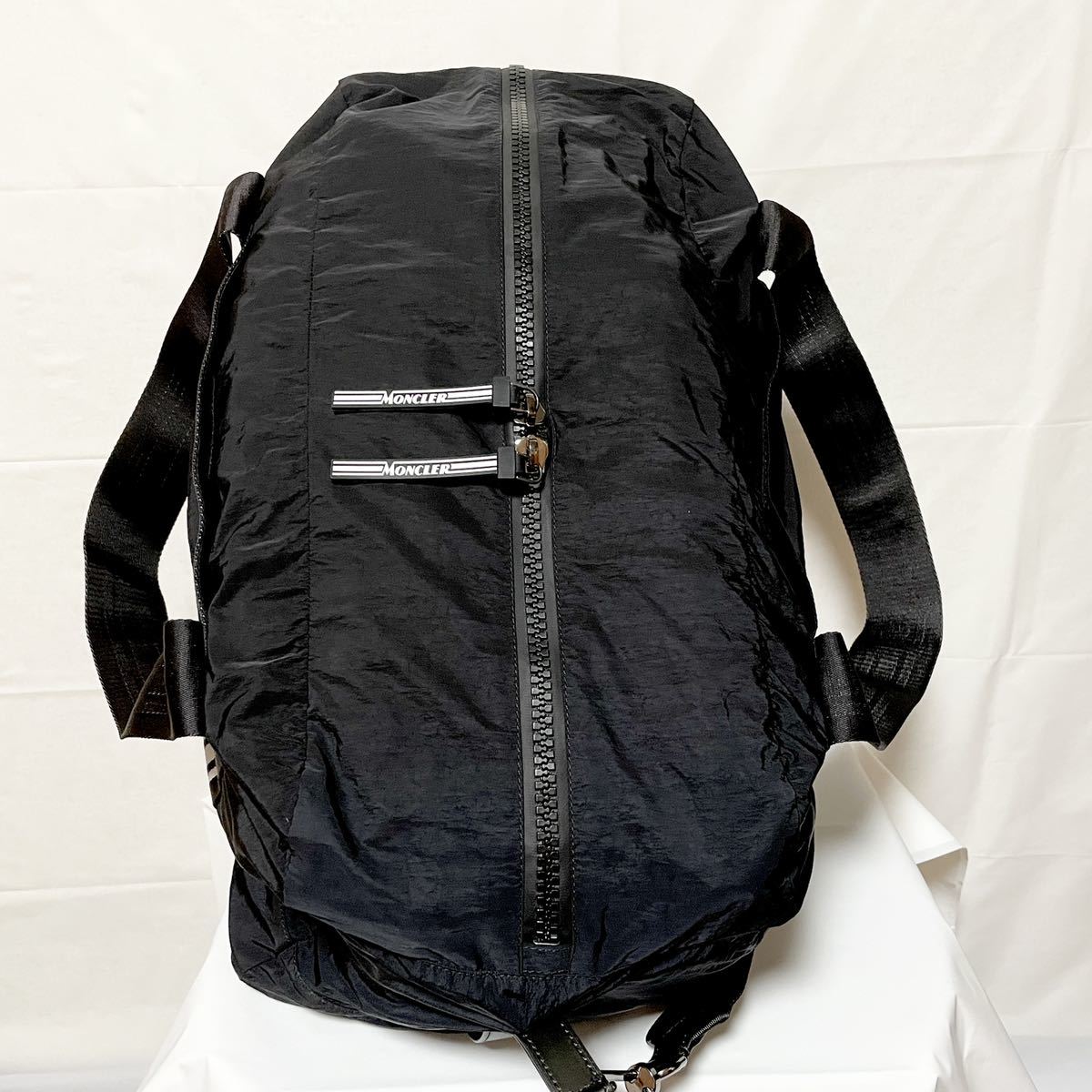 MONCLER 2WAY ナイロンボストンバッグ ロゴストラップ NIVELLE
