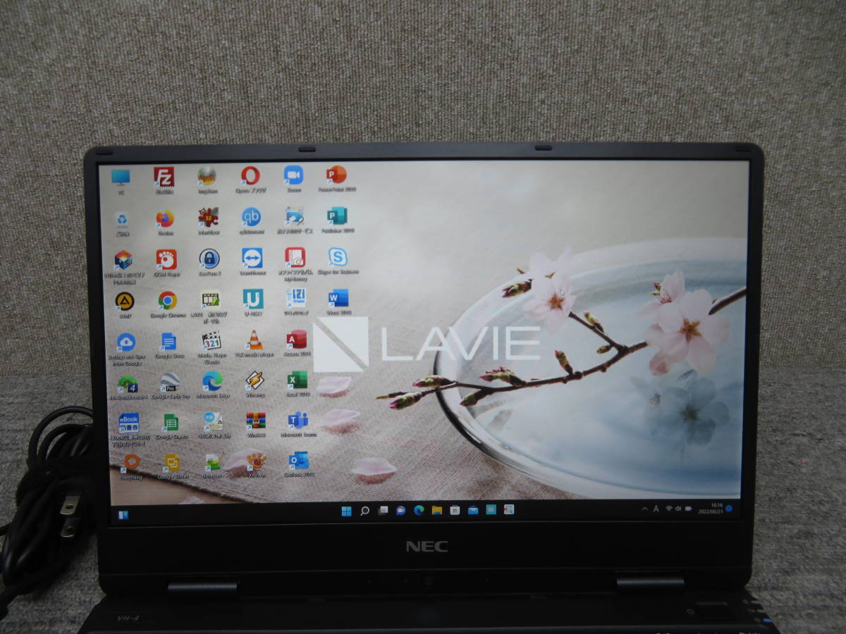 最新 Windows11◇Office付◇秒速起動 新型Core i5 第8世代 / 8GB