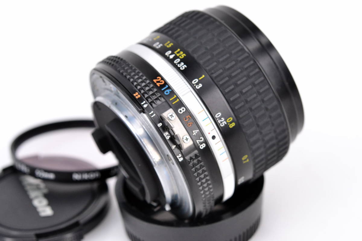 ブランド 新品 Nikon Ai-s NIKKOR 28mm 2.8 広角 単焦点 レンズ FX 