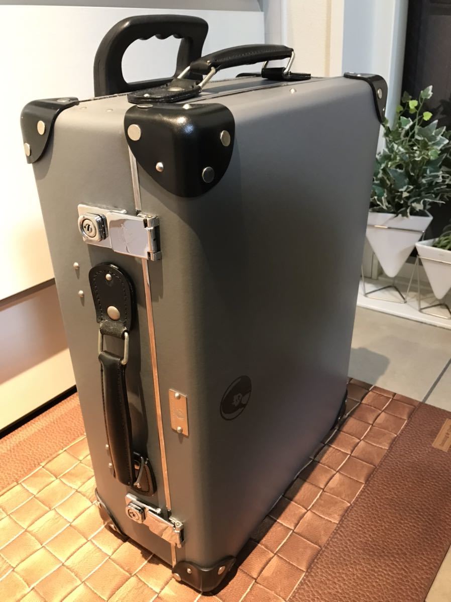 グローブトロッター ヒステリックグラマー 美品 globe trotter 18