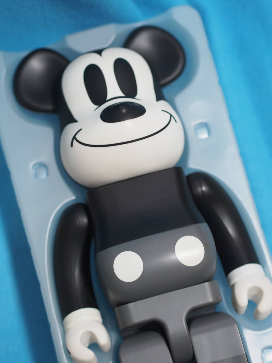 BE@RBRICKベアブリック☆ミッキーマウス白黒版(BLACK&WHITE Ver BE@RBRICKベアブリック☆ミッキーマウス白黒版(BLACK&WHITE Ver
