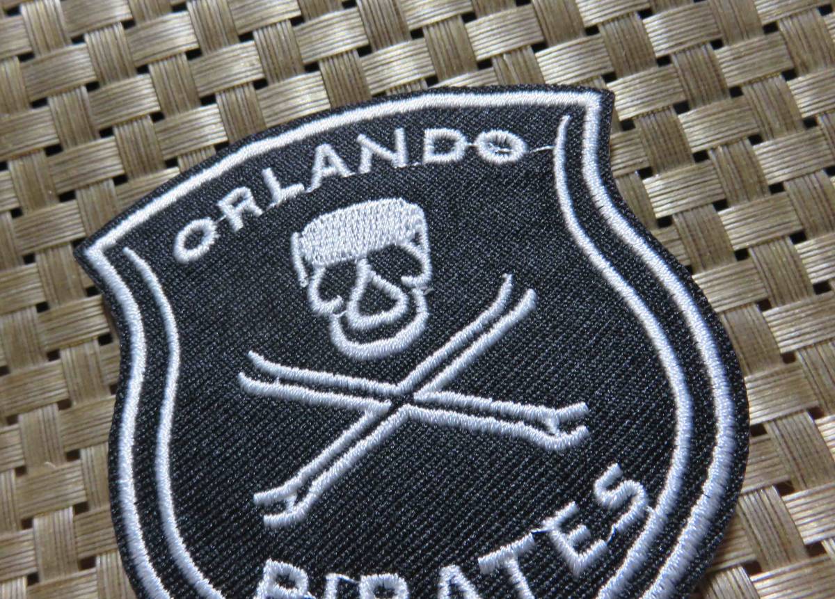 黒OP海賊骸骨■新品 オーランド・パイレーツFC Orlando Pirates 南アフリカ　サッカー　フットボール 　海賊　サポーターズ　刺繍ワッペン_画像6