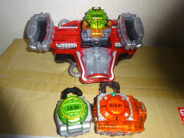 一流の品質 仮面ライダー鎧武 ゲネシスドライバー DXメロンエナジー メロンロックシード カチドキ(1060)(10月22日) 仮面ライダー 一流の品質 仮面ライダー鎧武 ゲネシスドライバー DXメロンエナジー メロンロックシード カチドキ(1060)(10月22日) 仮面ライダー