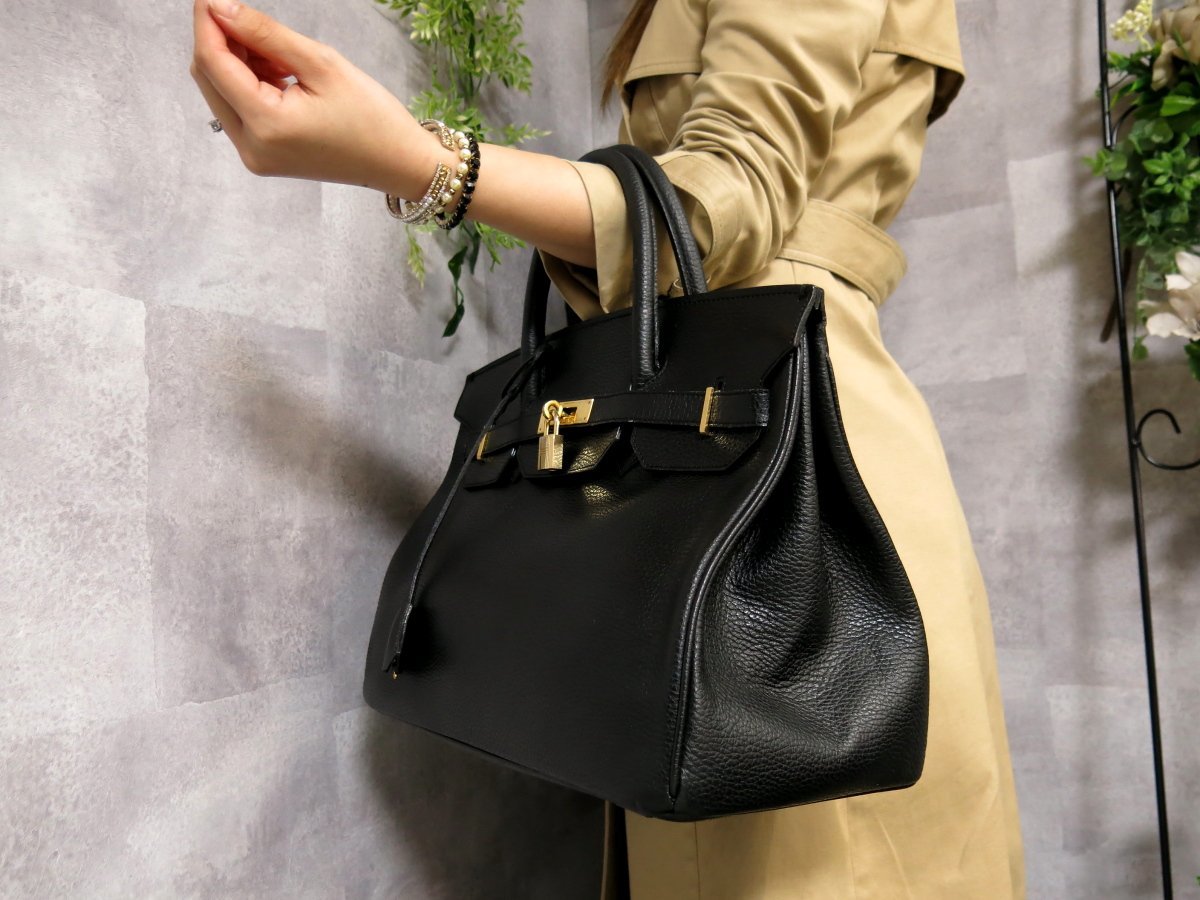 良品✨HIGH-CLASS ヘンリーハイクラス ハンドバッグ レザー ブラック HENRY HIGH CLASSヘンリーハイクラスのレザーハンドバッグです。