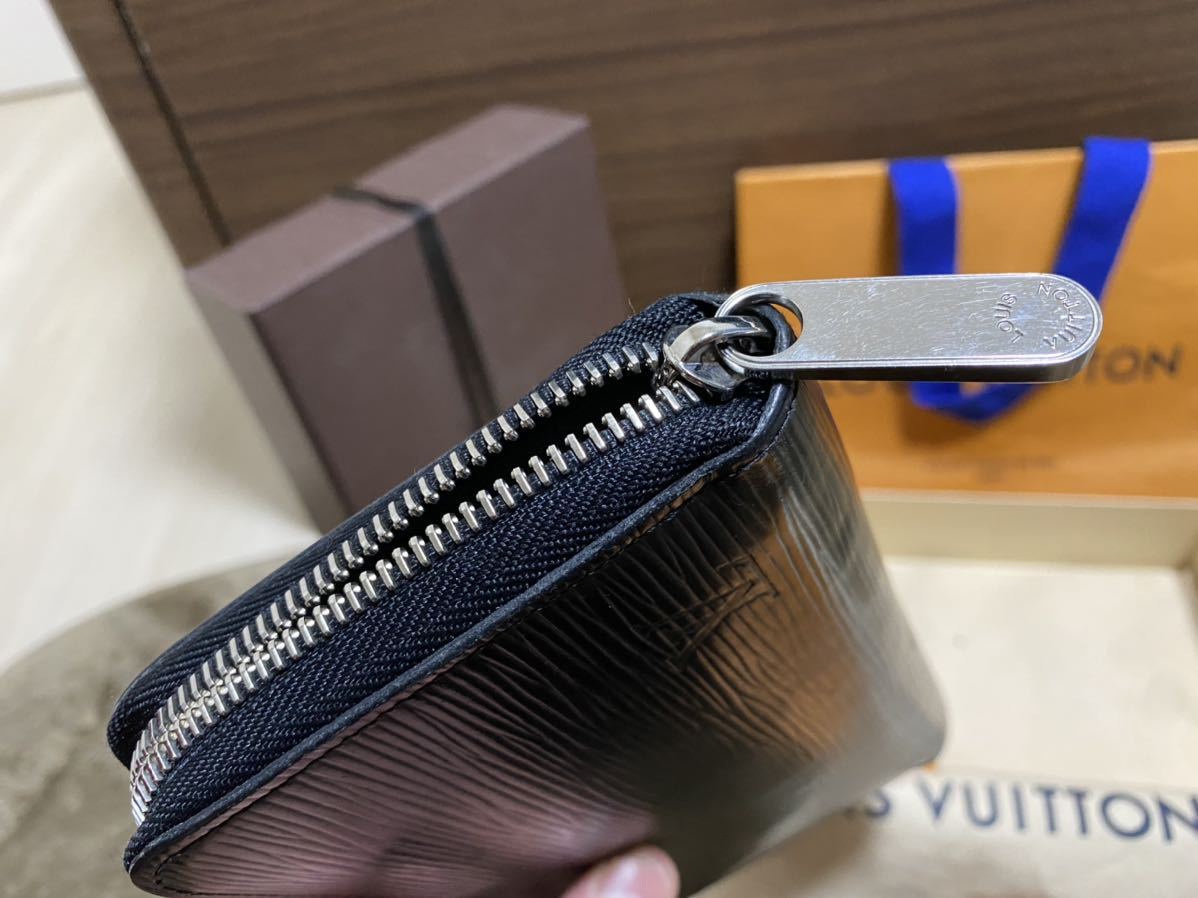 ☆極美品☆ ルイヴィトン Louis Vuitton エピ ジッピーウォレット 財布