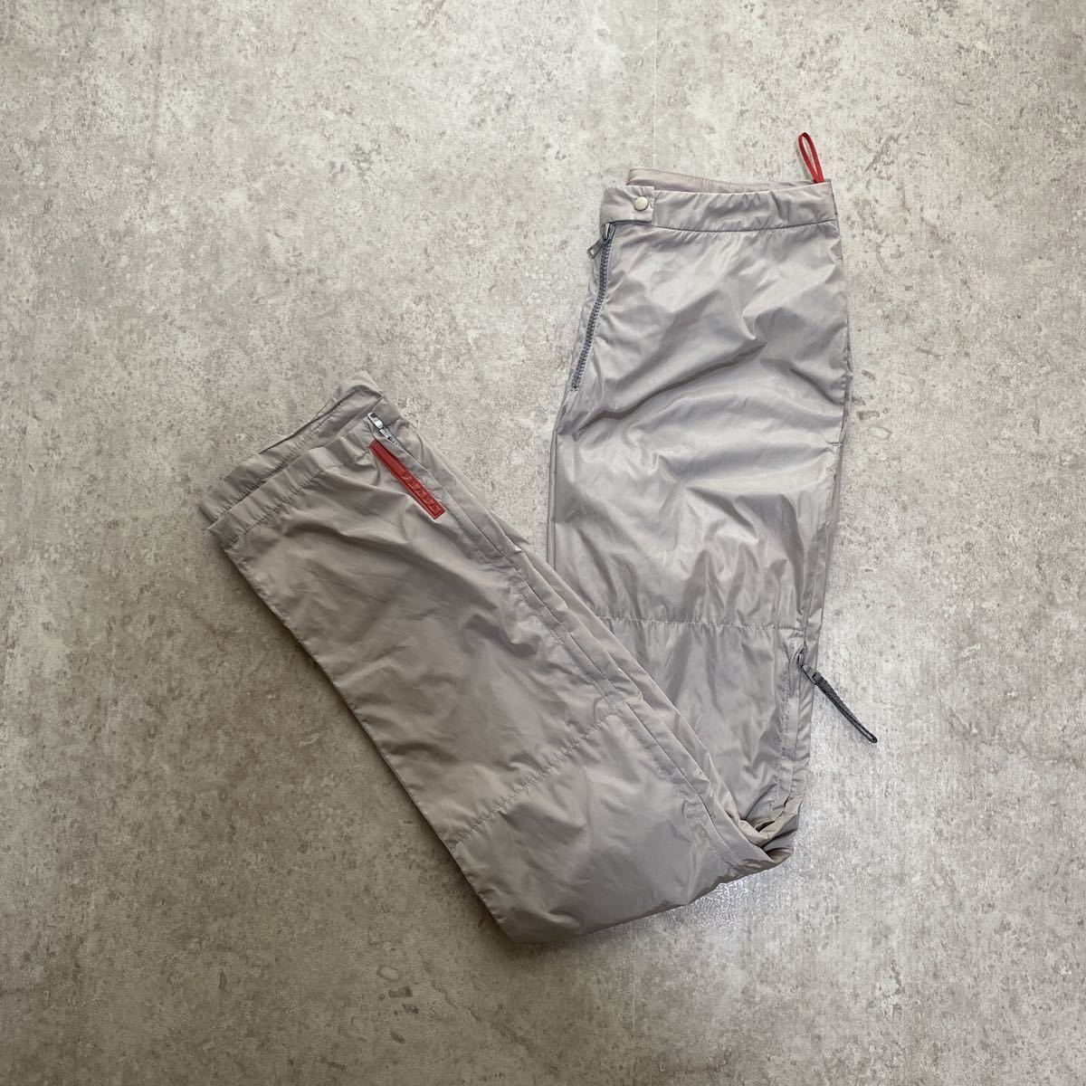 最新デザインの 2000s Prada sport nylon pants archive