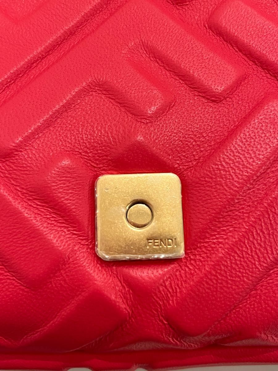 フェンディ バゲット バック FENDIナッパレザーバック フェンディ バゲット バック FENDIナッパレザーバック