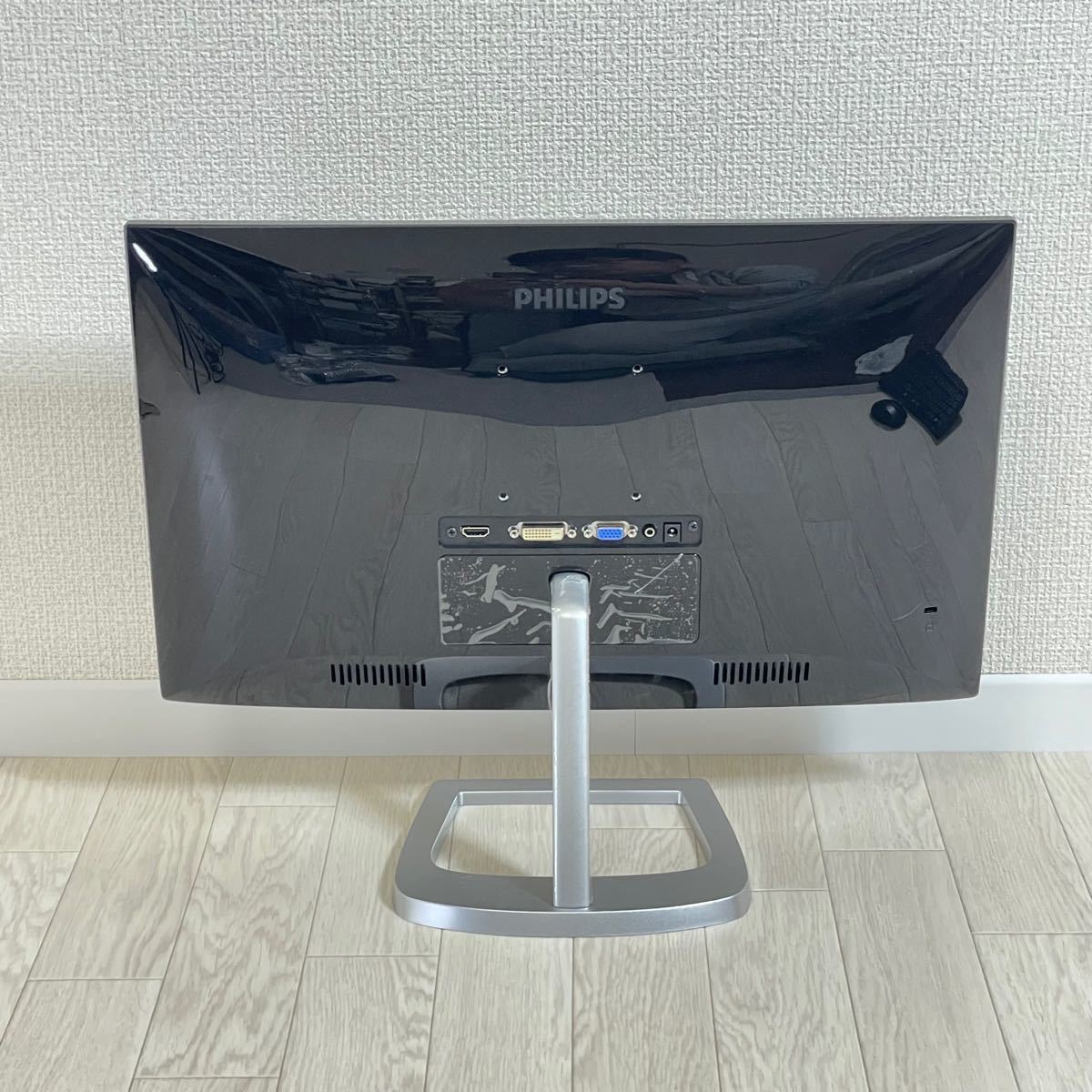 PHILIPS(フィリップス) 未使用 21.5インチ液晶モニタ226E9QDSB/11 サンワサプライ キーボードマウス付き