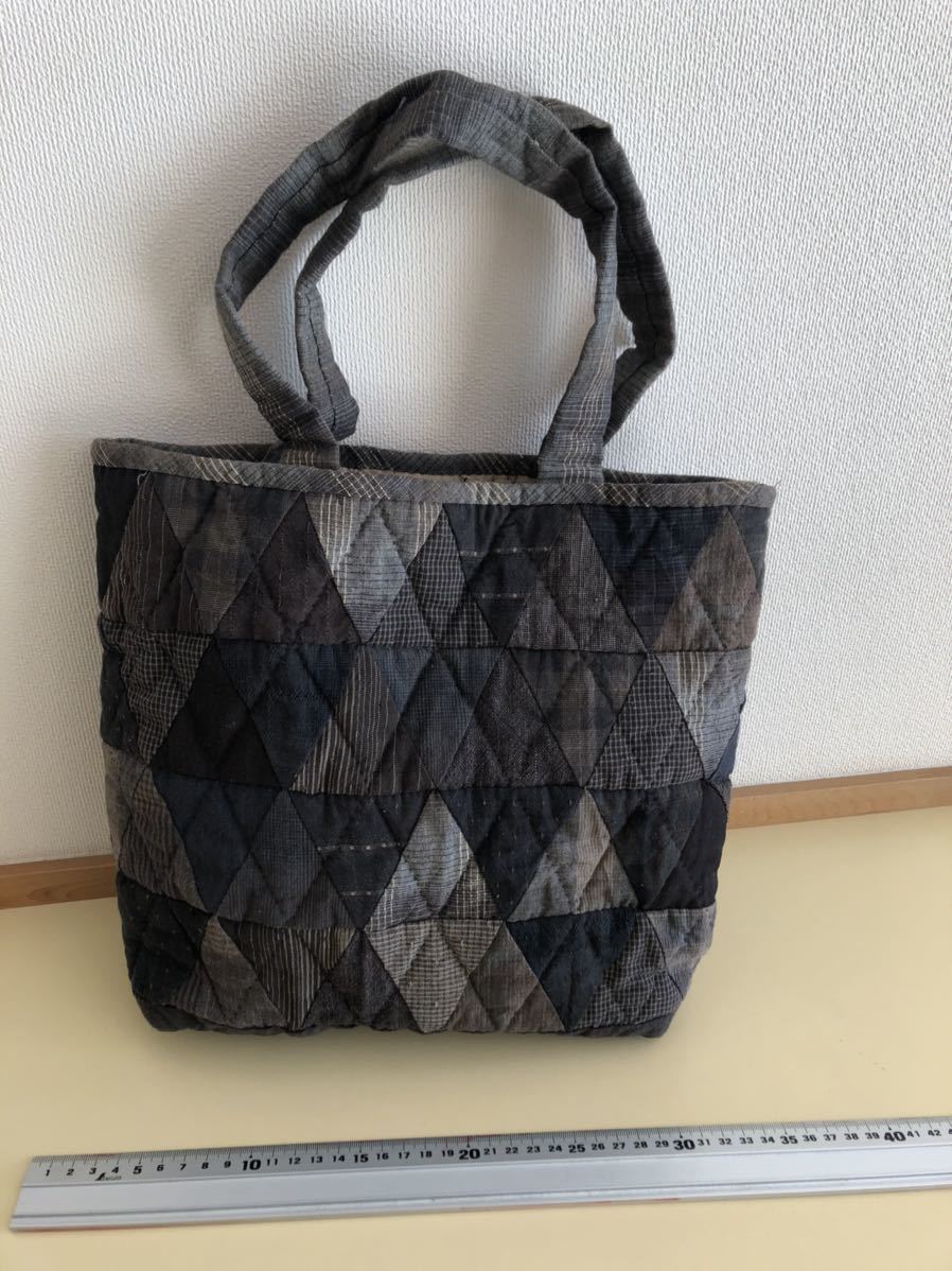 ハンドメイド　手作り品　パッチワーク　キルト　トート バッグ　秋色　斉藤謡子　送料210円　すべて手縫い_画像2