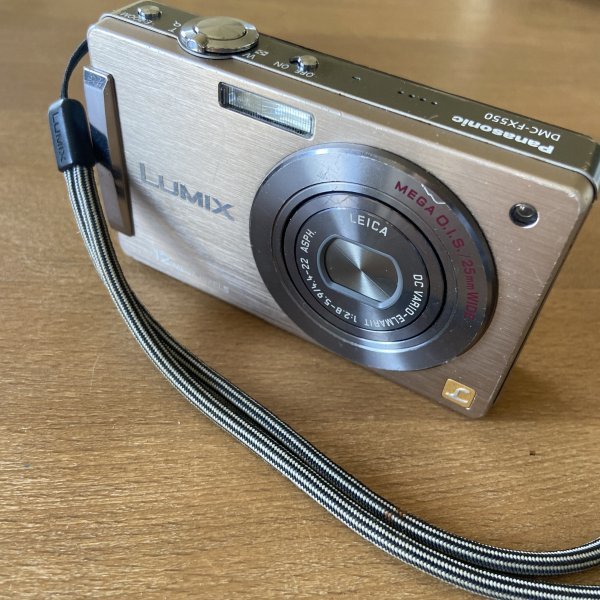 ヤフオク! - Panasonic LUMIX DMC-FX550 コンパ...