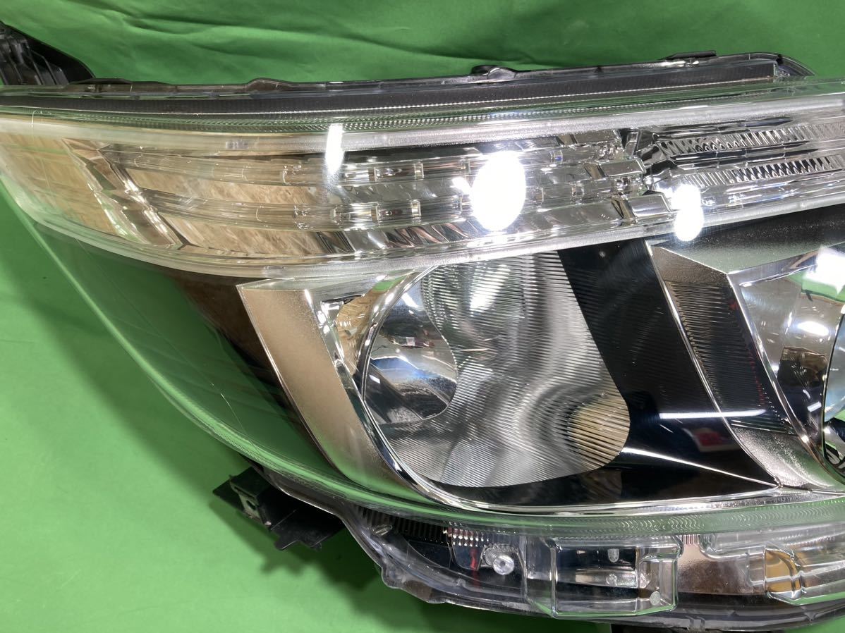 ノア エスクァイア 80系 LEDライト右 twispwa.com