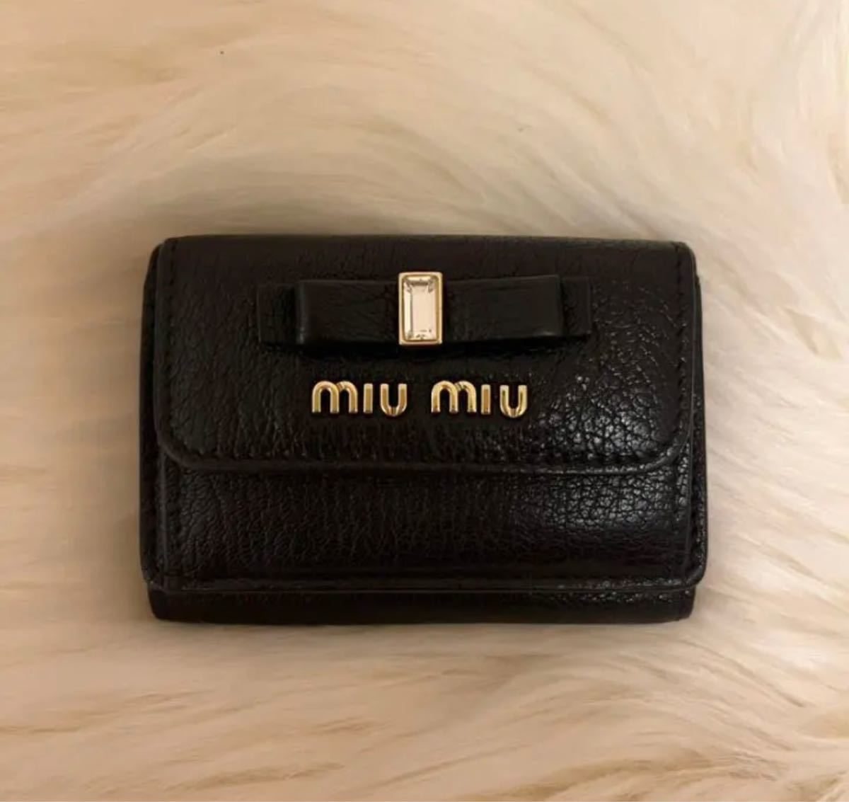 miumiu リボン 三つ折り財布 マドラス｜Yahoo!フリマ（旧PayPayフリマ）