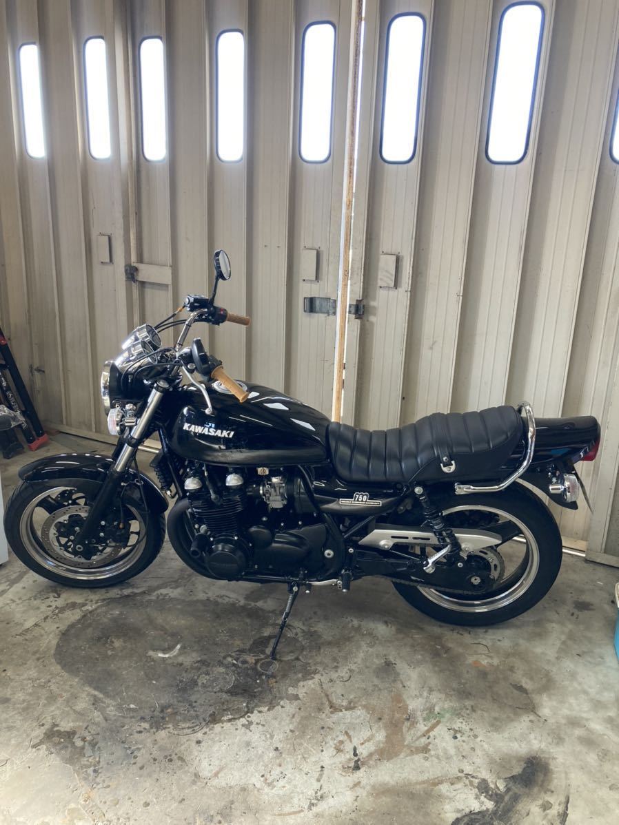 KAWASAKI カワサキ ZEPHYR750 ゼファー 750cc レストア KAWASAKI カワサキ ZEPHYR750 ゼファー 750cc レストア