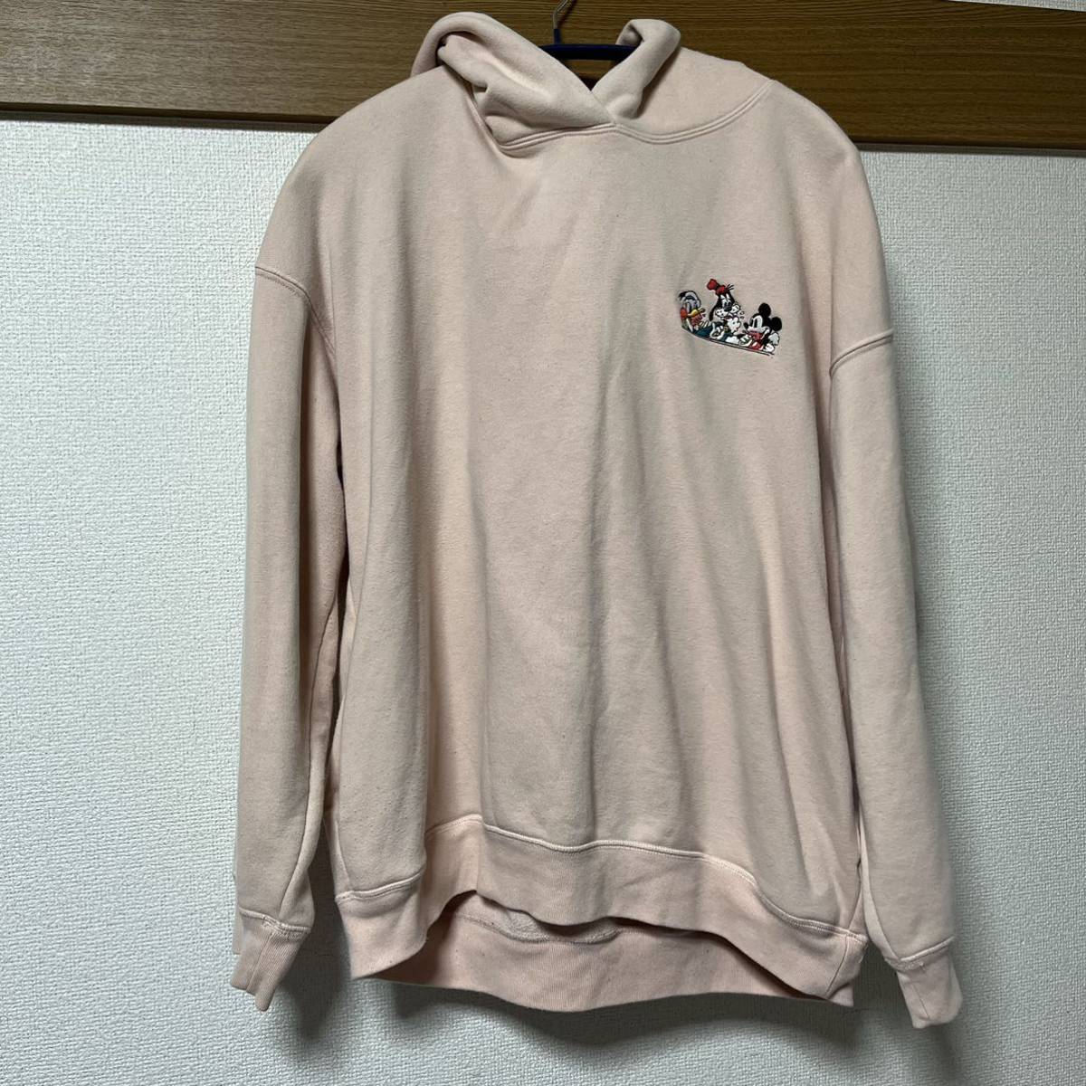 UT Disneyパーカー ピンク レディースXLサイズ ワッペン ユニクロ UNIQLO ディズニー ミッキー ドナルド グーフィー ワッペン(トップス)|売買されたオークション情報、yahooの商品情報をアーカイブ公開 - オークファン(aucfan.com)