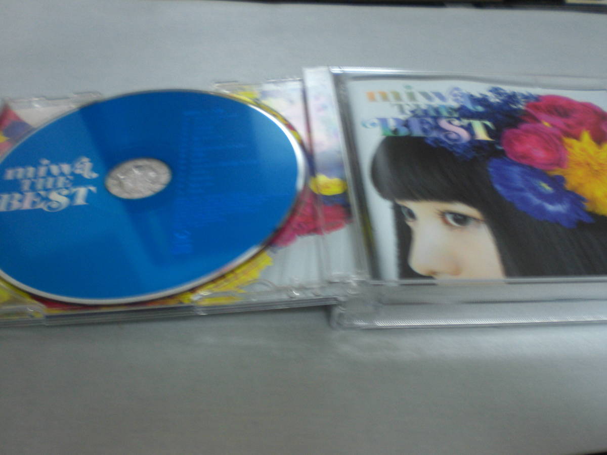 CD+DVD　miwa 初回生産限定盤 THE BEST スリーブケース付き CDとDVDは美品　送料はレターパックプラス+520円_画像3